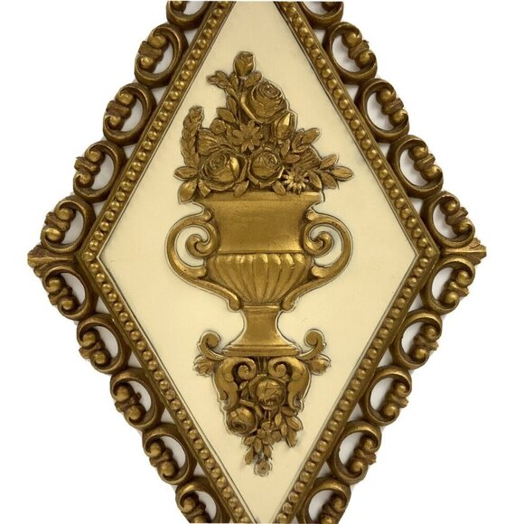 Vintage 1971 Homco Gold Gilt Diamond-Shaped Wall Plaques Set Of 2 - Picture 4 of 6